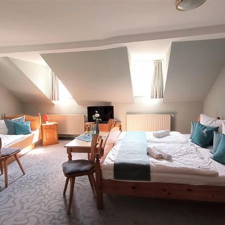 Hotel Ross Zwönitz Exteriér fotografie