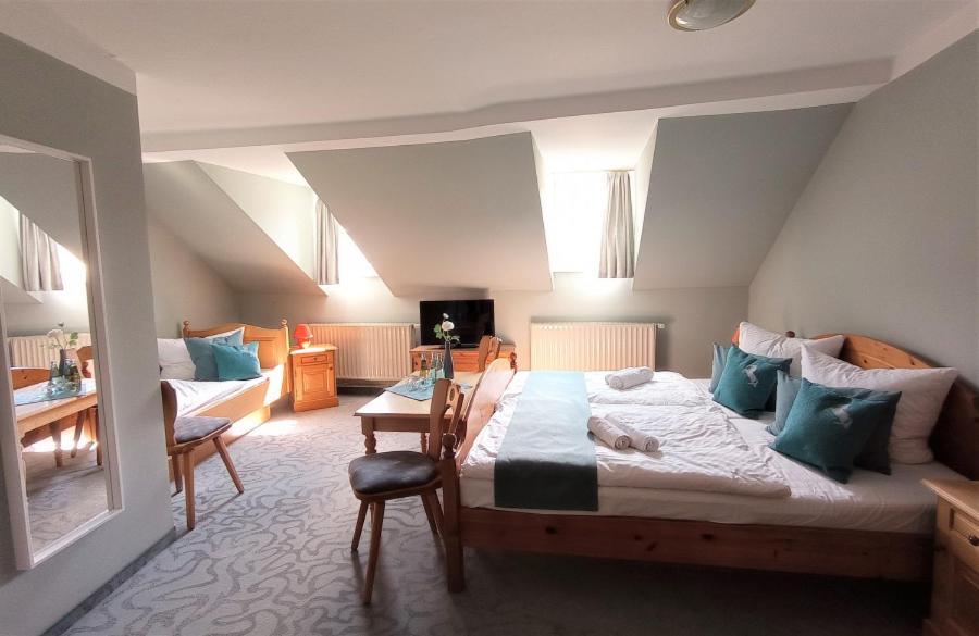 Hotel Ross Zwönitz Exteriér fotografie